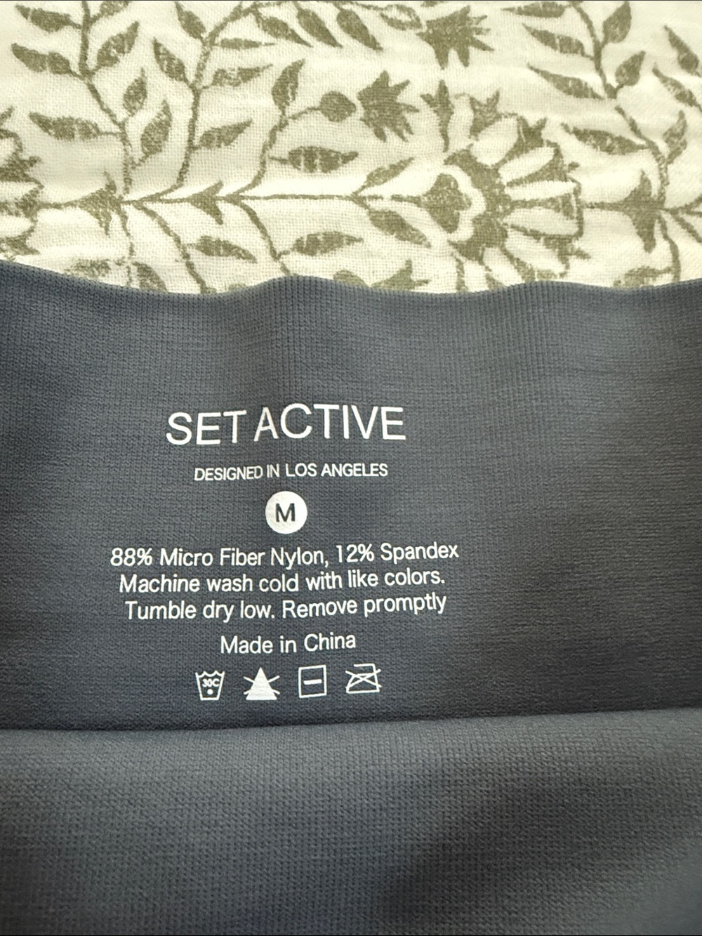 NWOT SET ACTIVE SCULPT LEGGINGS GREY SZ M - Picture 2 of 4